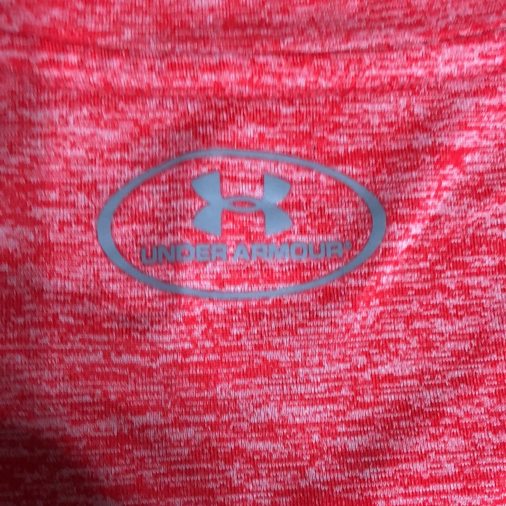 Under Armour TShirt - Picture 7 of 7